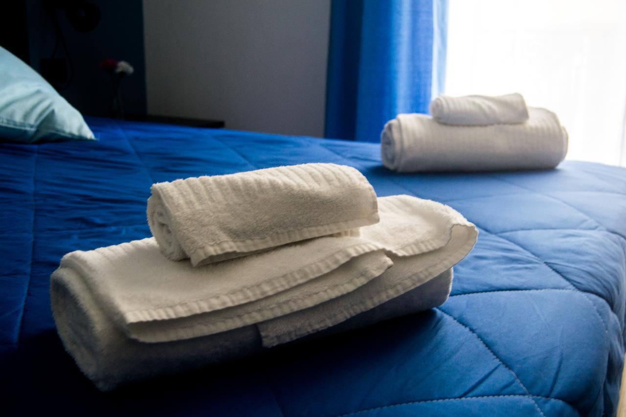 Civico 7 Bed & Breakfast Napoli Bagian luar foto